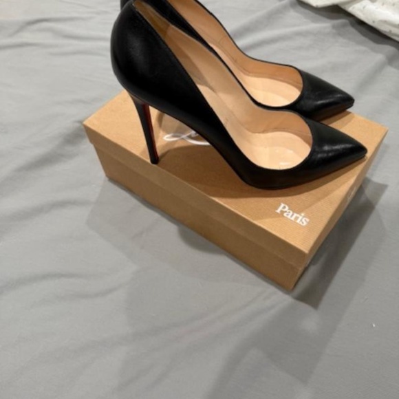 CHRISTIAN LOUBOUTIN - Black leather pumps/heels - "PIGALLE 100" - size EU 40 - Picture 2 of 6
